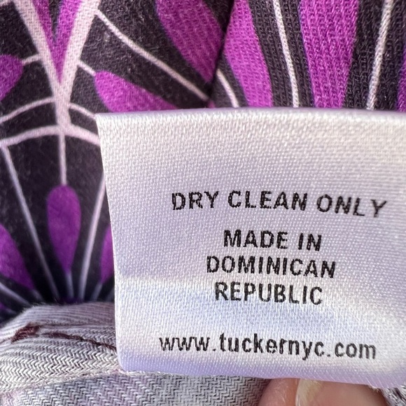 TUCKERNUCK ALLYSON Purple 100% SILK Long Sleeve Wrap Dress SIZE SMALL LIKE NEW! - Picture 7 of 9
